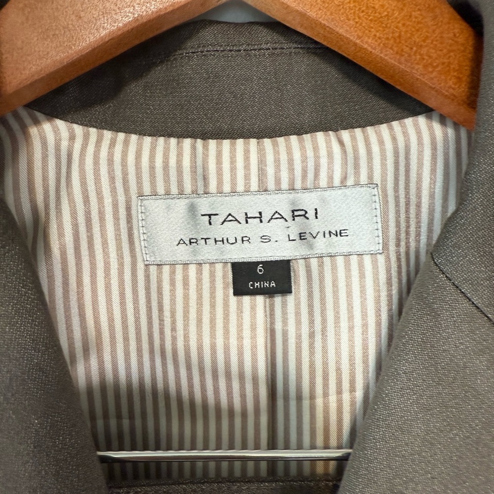 T Tahari Dark Brown Two-Piece Belted Blazer Suit - Picture 12 of 16
